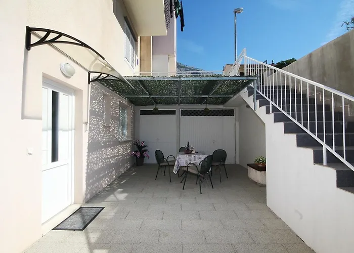 Apartmani Bozena Makarska